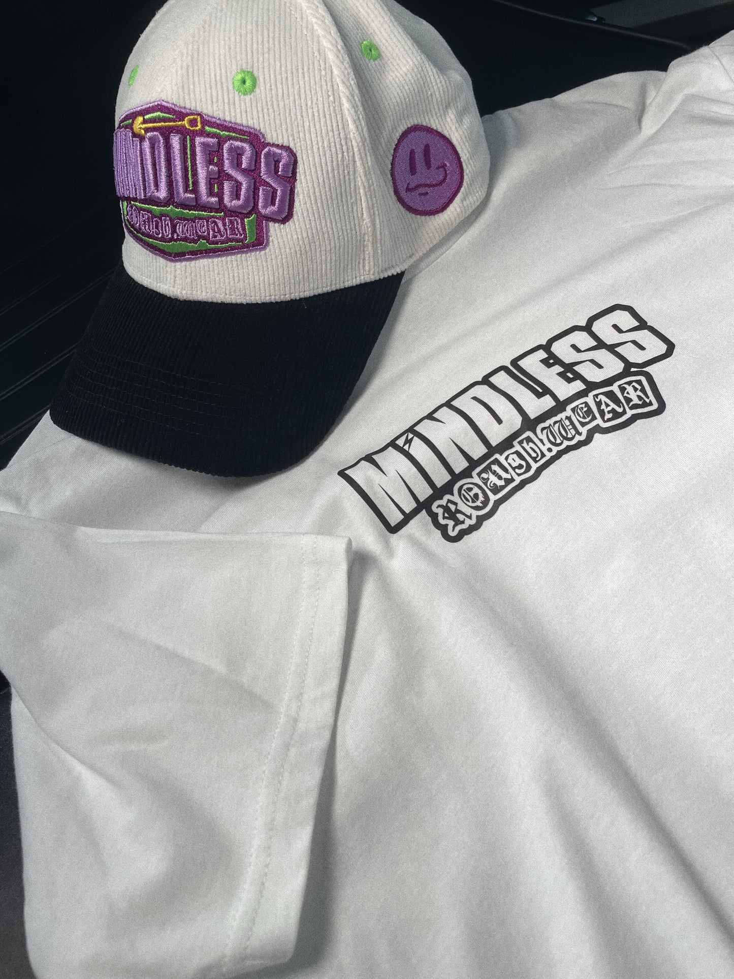T-Shirt Mindless